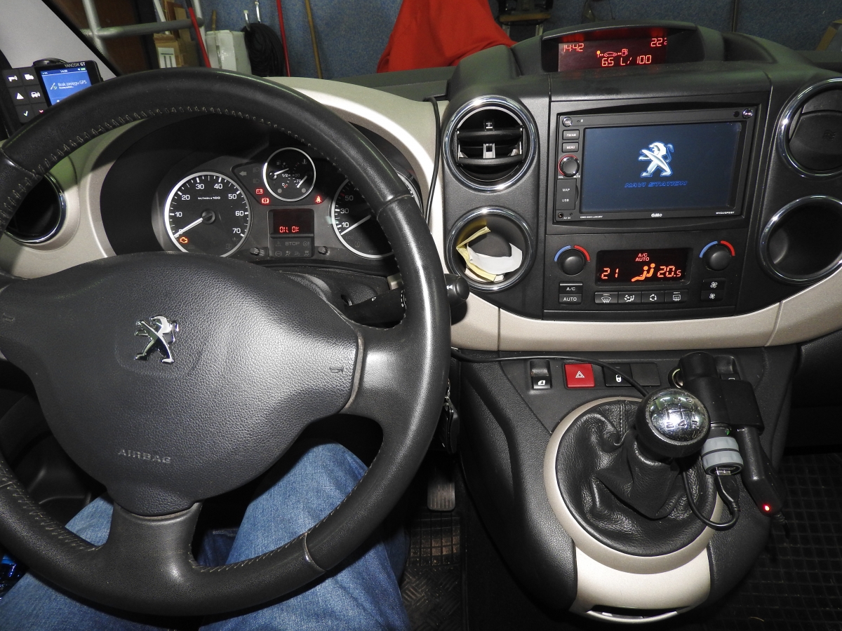 Peugeot Partner.jpg